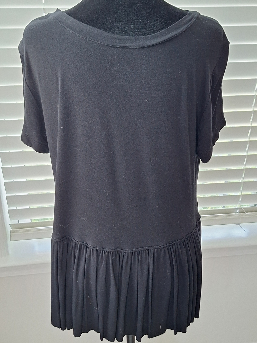 Mossimo Supply Co. Black Short Sleeve Peplum Tunic - Picture 2 of 4
